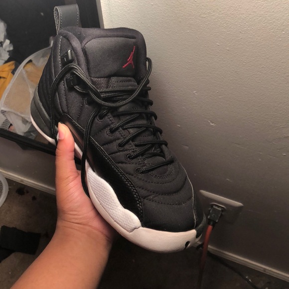 12s - Picture 3 of 8